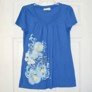 Cato Women's Blue Graphic Top Size: Small